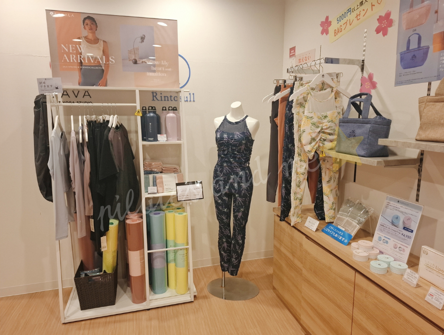 リントスル/LAVA銀座グラッセ店内
